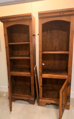 Entertainment center