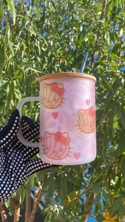 Hello Kitty Concha