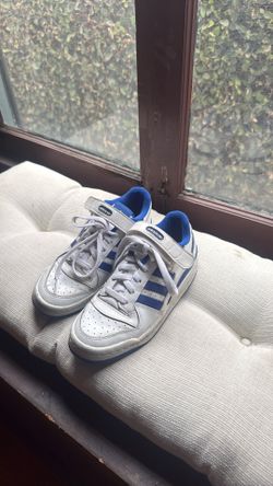 Adidas forum low