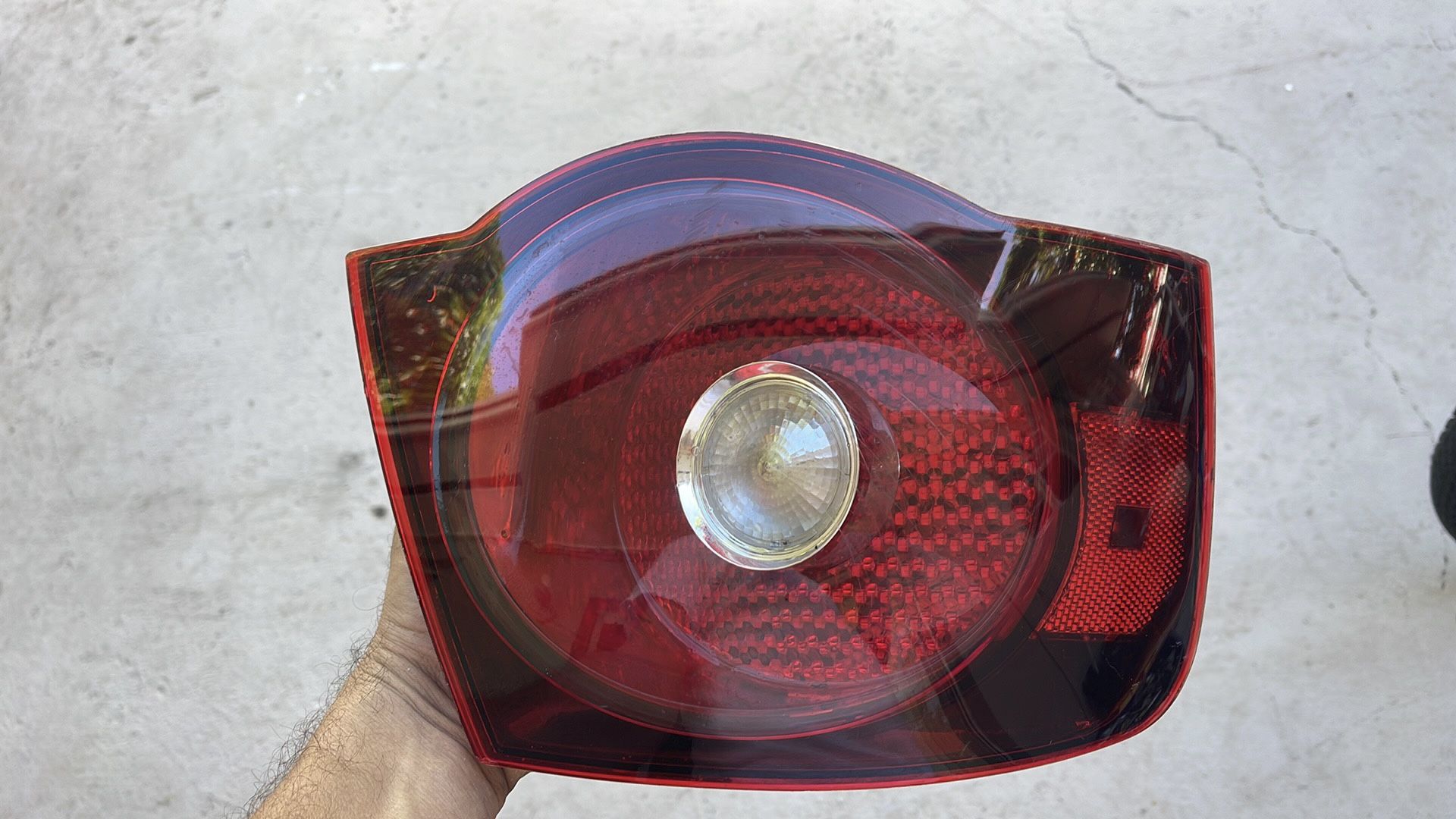 2009 Volkswagen Jetta Taillight Driver Side