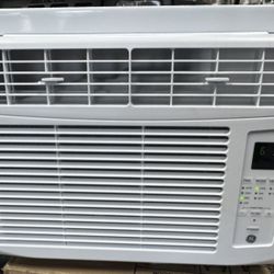 New GE Air Conditioner 6000btu With Remote. Works Good And Cold. Must Pick Up
