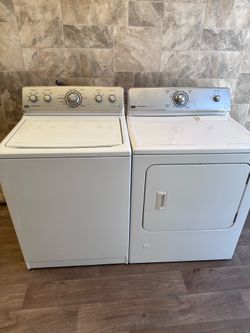 Maytag washer and dryer laundry
