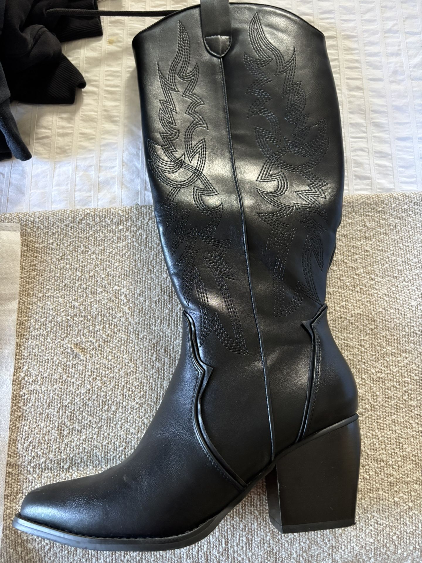Black Boots