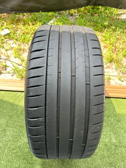 For sale one tire 245/35/19 Michelin Pilot Sport 4S with 75% Left i only have one- one tire