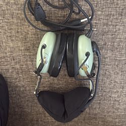DAVID CLARK AVIATION HEADSET
