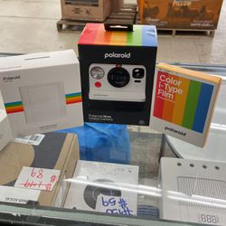 Polaroid Now Instant Camera Gen 2 With Film And Album