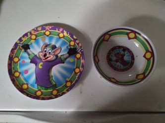 Kids chuck-e-cheeses plate and bowl