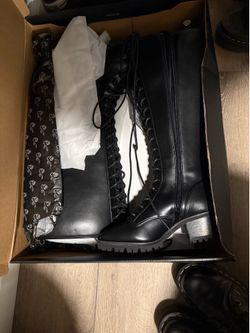 Boots 6.5-7 size