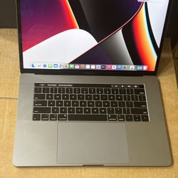 MacBook Pro 15 2019 i9 16 Gb ram 512 gb ssd  Radeon 4gb  graphics 