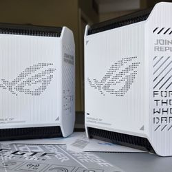 ASUS ROG Rapture GT6 (2 Pk) - Tri-Band WiFi 6 Gaming Mesh System in White