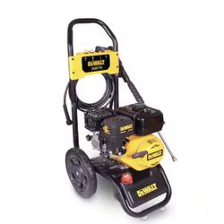 18-Volt LXT Lithium-ion Brushless Cordless 2-piece Combo Kit (Hammer Drill/ Impact Driver) 5.0Ah