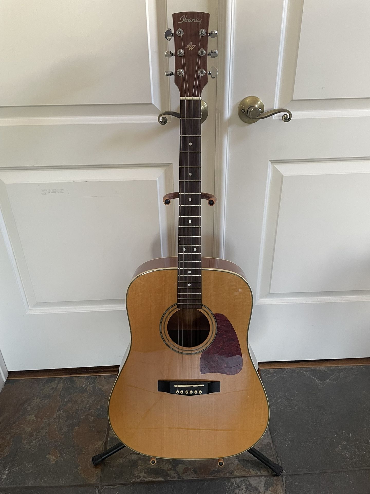 Ibanez Artwood AW100 Acoustic Guitar