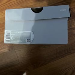 nike af1 mid LE (gs) grade school