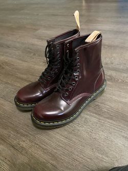 Doc Martens Maroon Size 9 Women’s