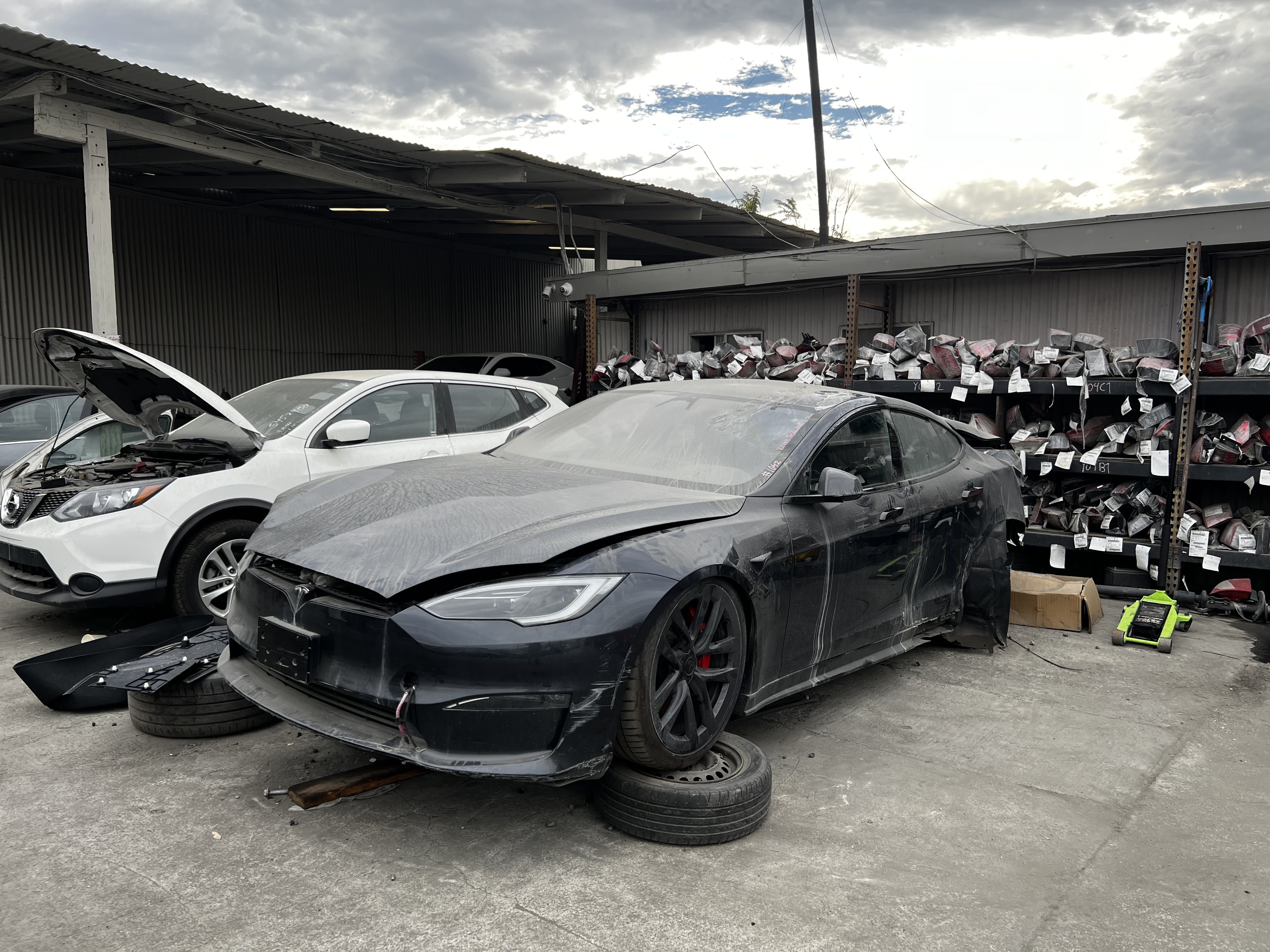 Parts for TESLA MODEL S PLAID 2024 - Stock #14285