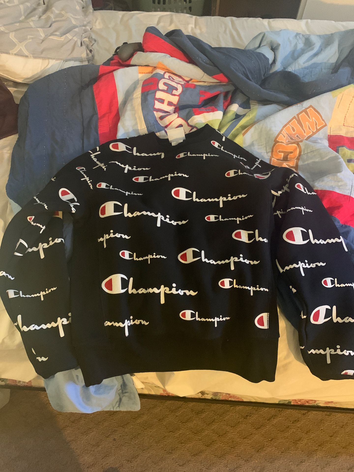 Champion crew neck