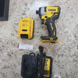 Dewalt Impact With Driver With 5ah Battery And Charger