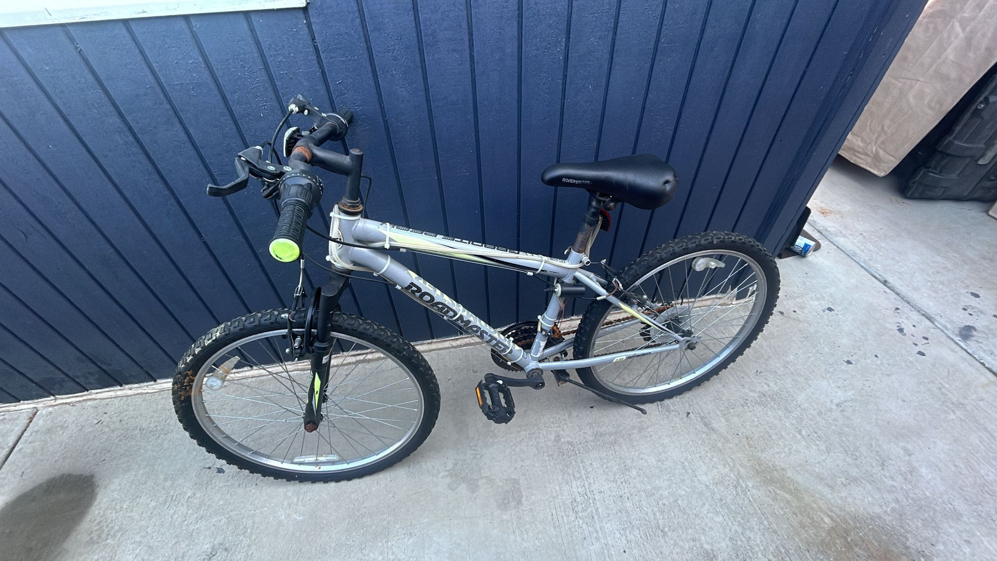 Las 2 Visicletas. En Buenas Condiciones $199.   