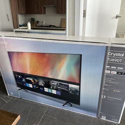 65” Brand new 4k Samsung TV