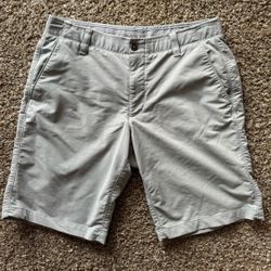 Under Armour Grey summer chino Men’s shorts size 34