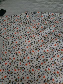 Women's Scrubs Top. Size L