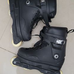 Black Them Aggressive Inline Skates