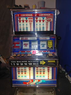 IGT'S Red White and Blue Slot Machine