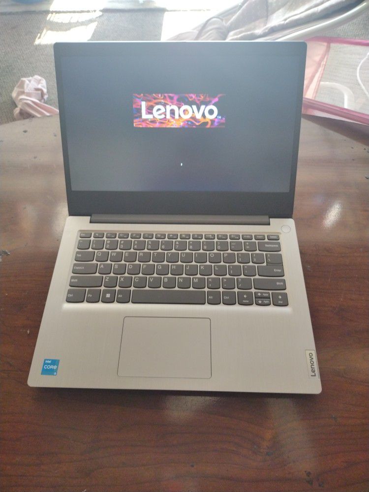 Lenovo IdeaPad 3i Laptop Brand  2023 Excellent Condition 