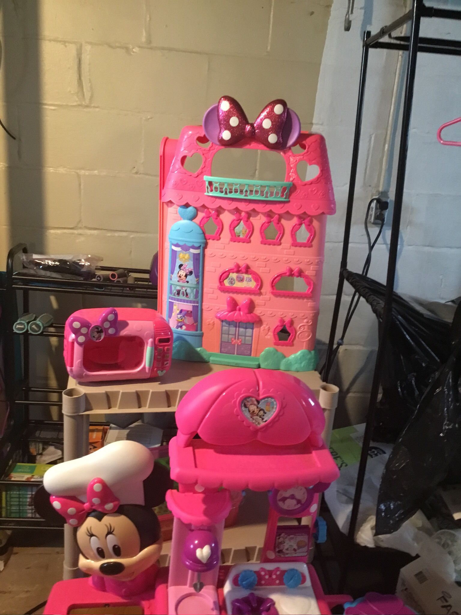 Disney Minnie Mouse Dollhouse