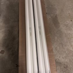 Workshop Plug-in Fluorescent Light 