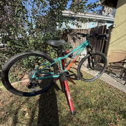 2021 Marin Wildcat 1 Hardtail  Mountain Bike/ Women's XS/$400 obo