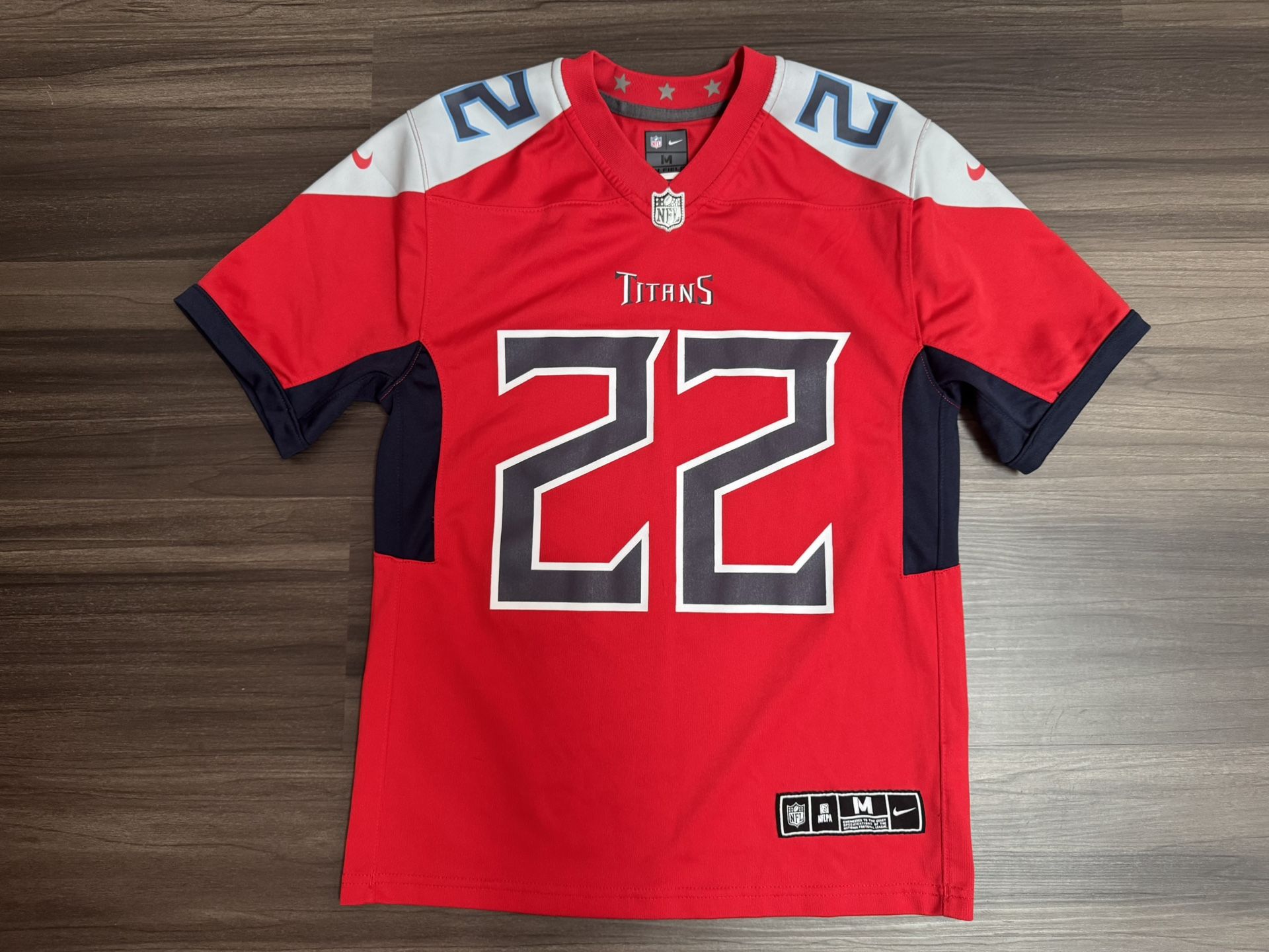 Nike Derrick Henry #22 Tennessee Titans NFL Alternate Red Jersey Youth M  100% authentic. Good condition.   This product is a Nike Derrick Henry #22 T