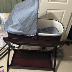 Uppababy Bassinet & Stand