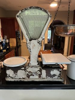 Vintage Market Scale