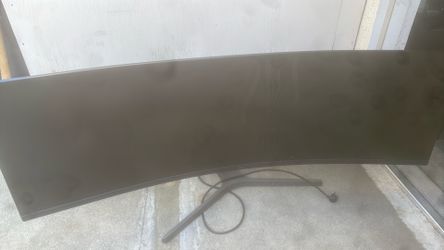 Samsung 43" UltraWide Curved 4K 120Hz Monitor (Center LCD leak, edges work)