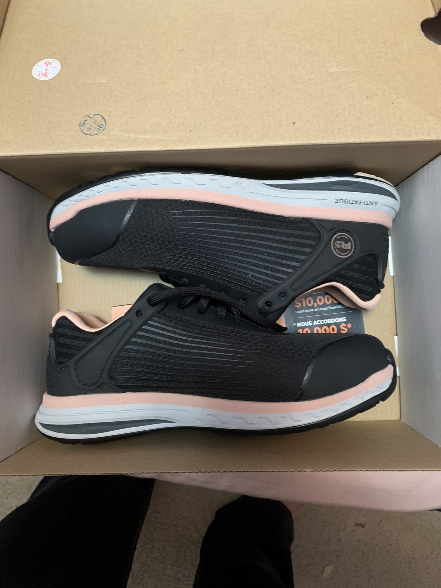 New Never Worn Womens Timberland Safety Work Shoe Size 7