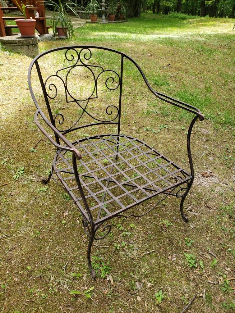 Wrought Iron Chair With Cushions