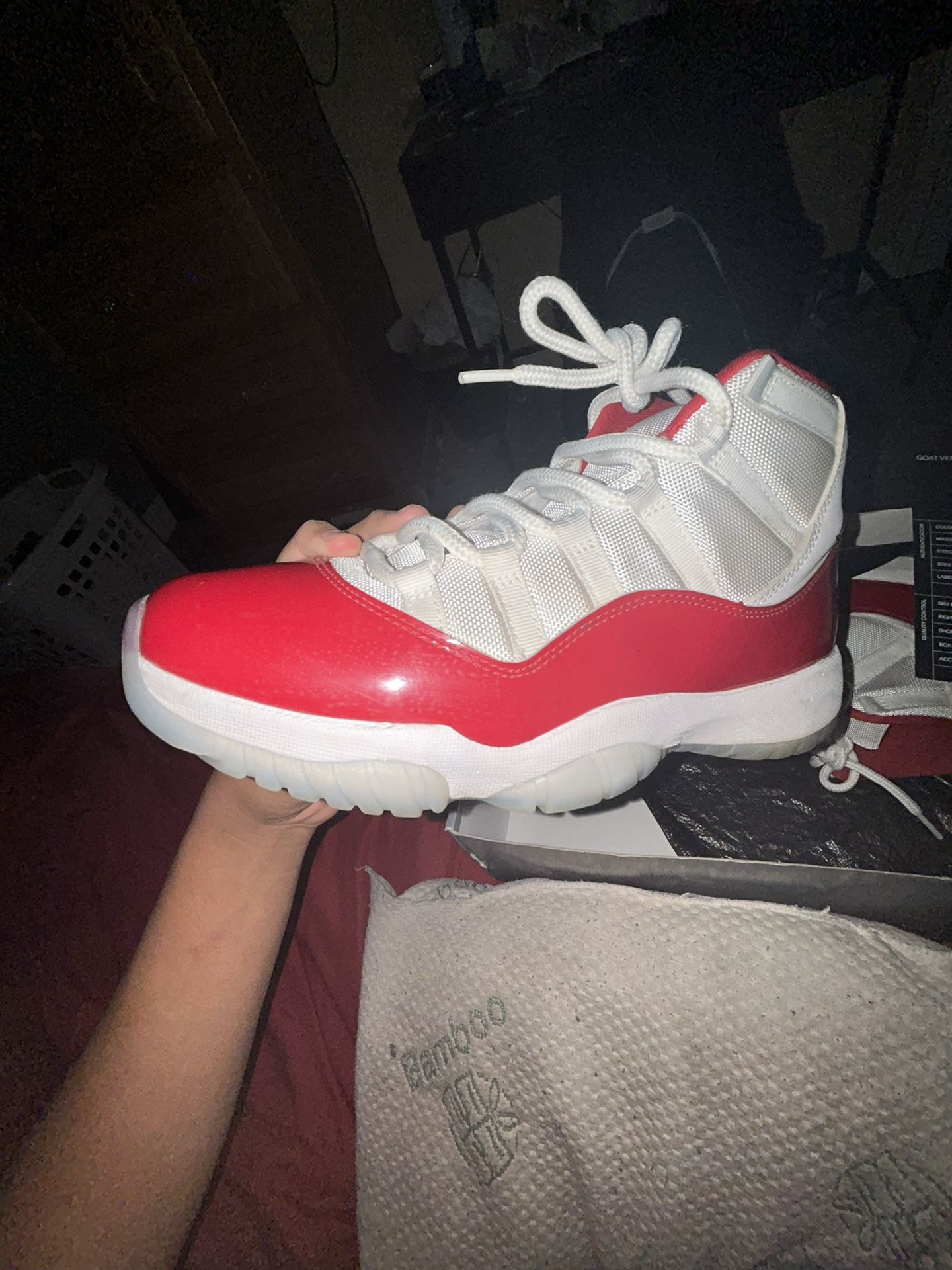 Jordan 11 Cherry