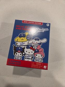 Hello Kitty & Friends Dodgers Limited Edition Surprise Plush Clip