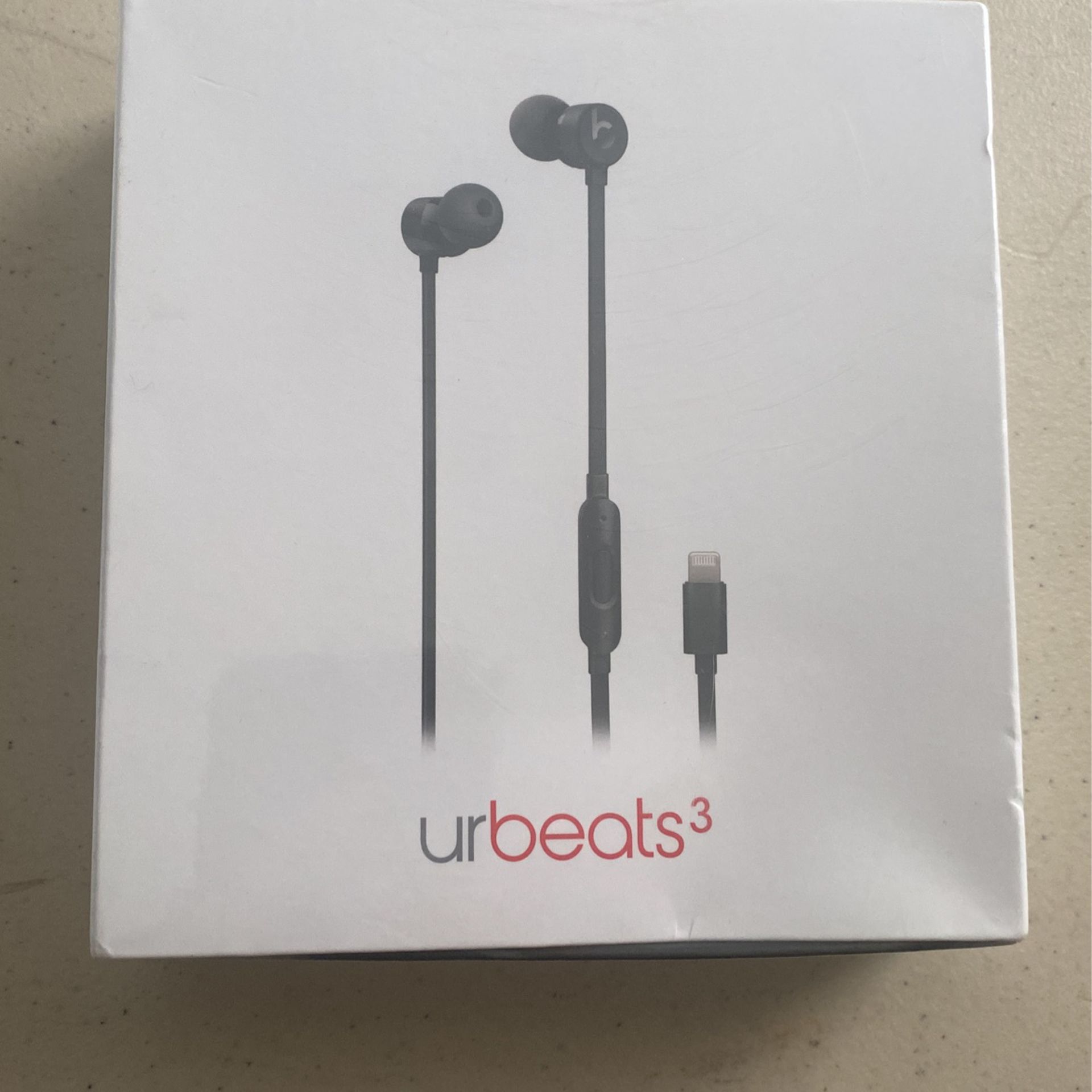 urbeats3 Lightning cable wired earphones black