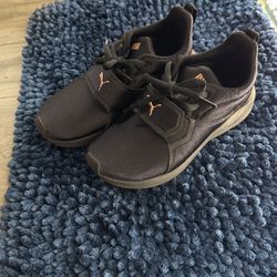 Puma Shoes Size 6