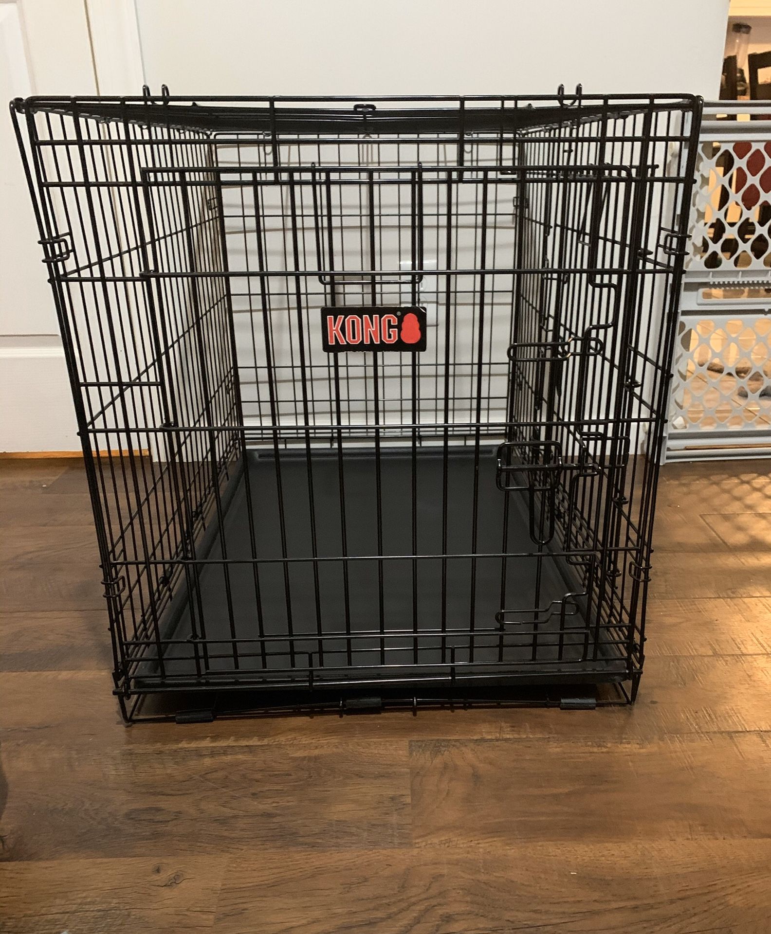 Kong 37” Dual-Door Rust Resistant Dog Crate