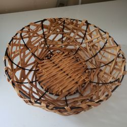 Wire Lined Wicker Basket 