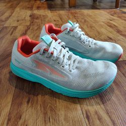 Altra Escalante 3 size 10 Men's