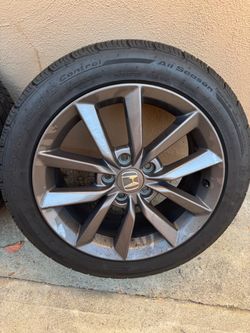 Honda Alloy Wheels with All Season Tire