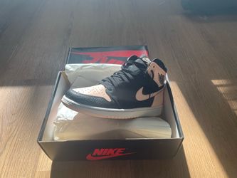 Air Jordan 1 Retro High OG Sneakers