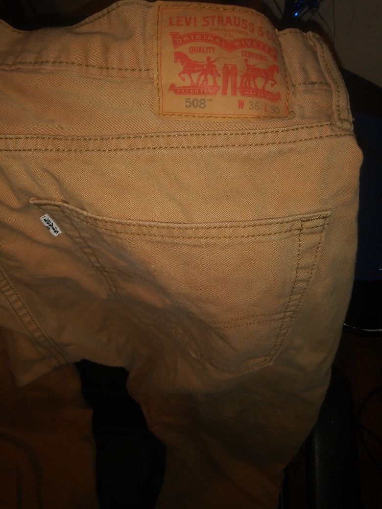 Tan levi jeans 36 x 30