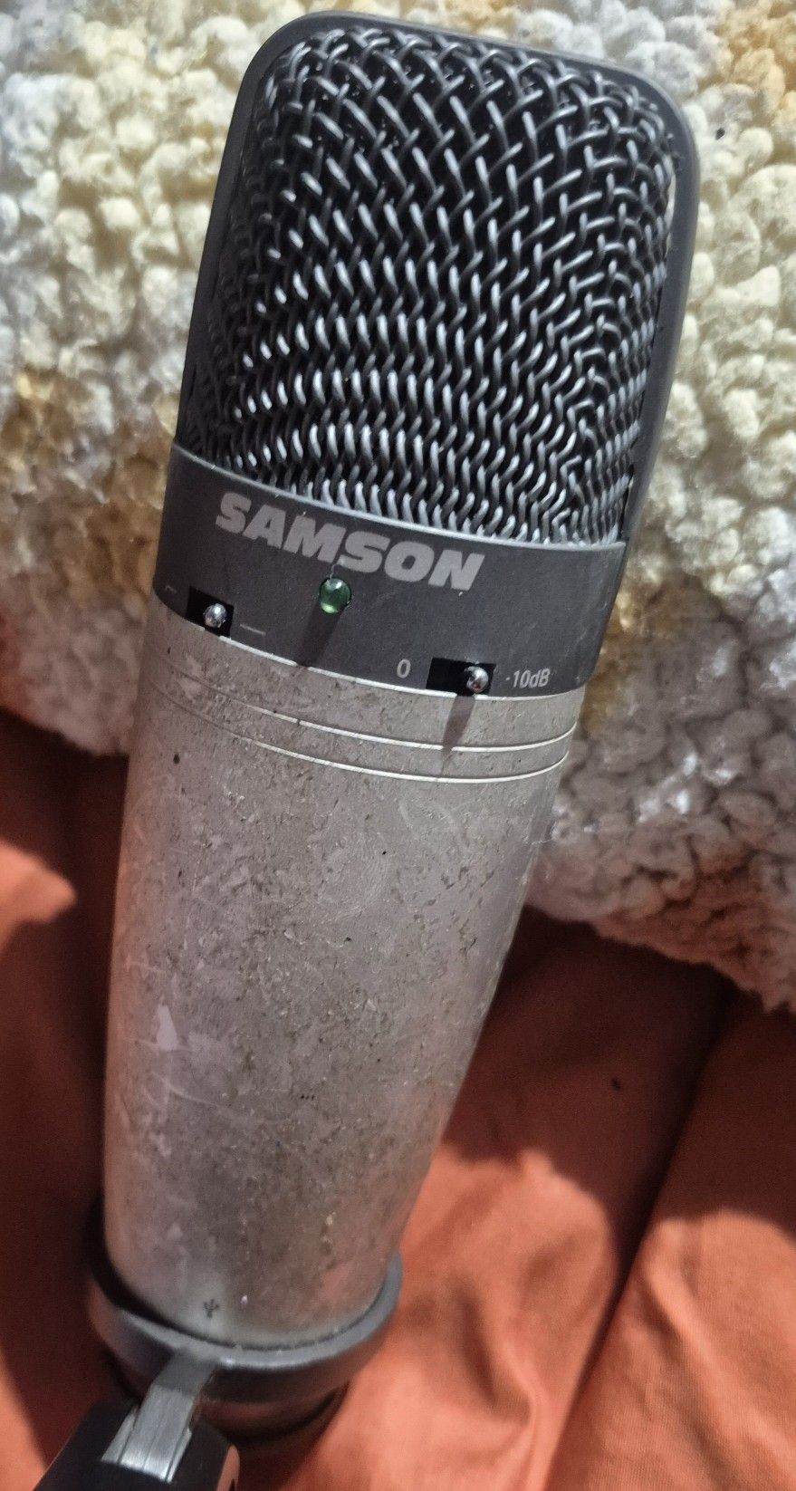 SAMSONG MICROFONE USED