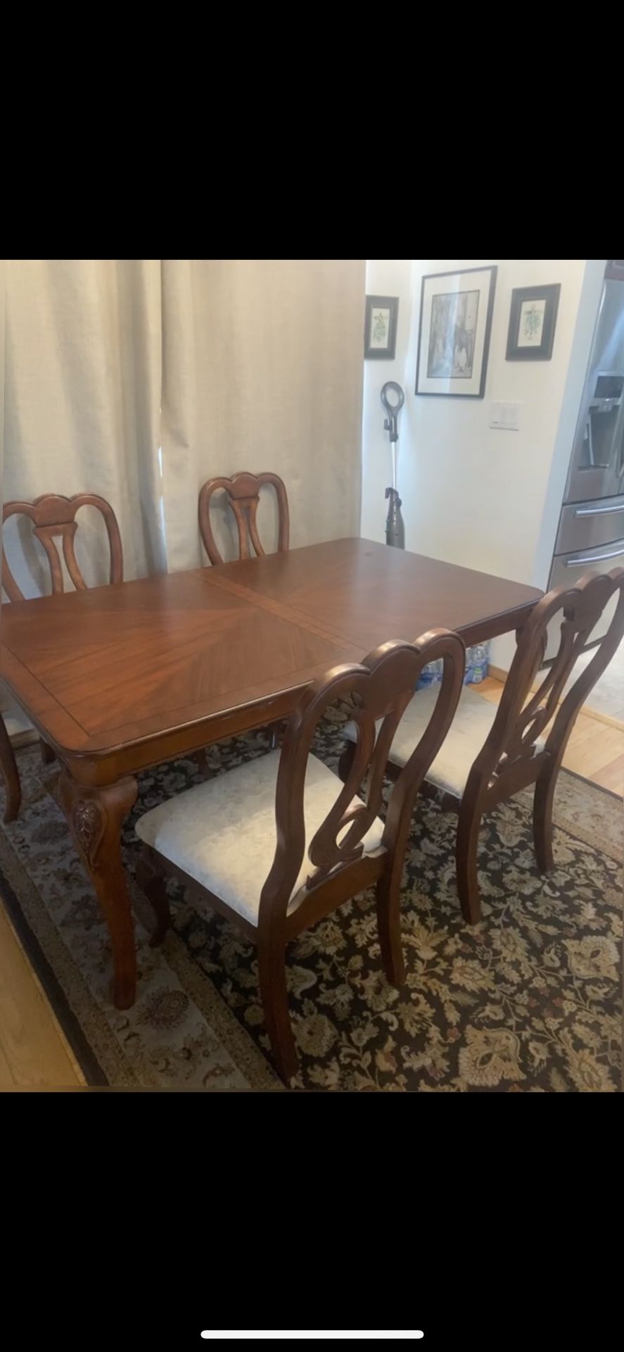 Dining/Kitchen Table + Chairs