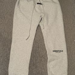 Essentials Fear of God grey sweats